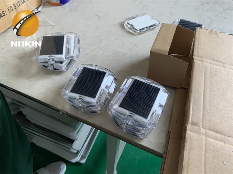 2022 Solar Road Stud Light Factory Wholesale2022 Solar Road Stud Light Factory Wholesale