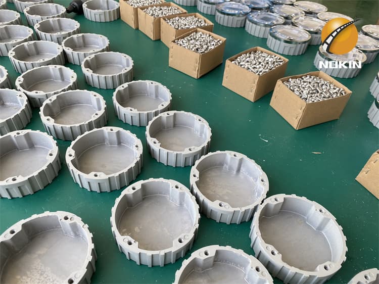 China Cast Aluminum Solar Road Marker Light Factory