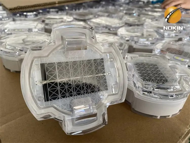 High Quality Solar Road Stud Can Reduce Traffic Accidents