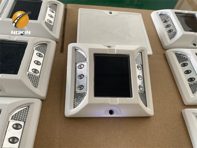 High-quality LED Solar Powered Road Studs