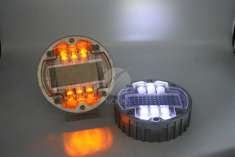 IP68 solar road marker for road safety