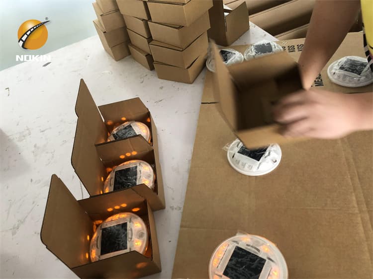 NOKIN Plastic Solar Road Stud