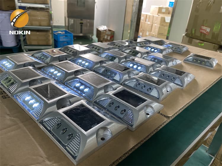 Flashing Motorway Studs Light Price