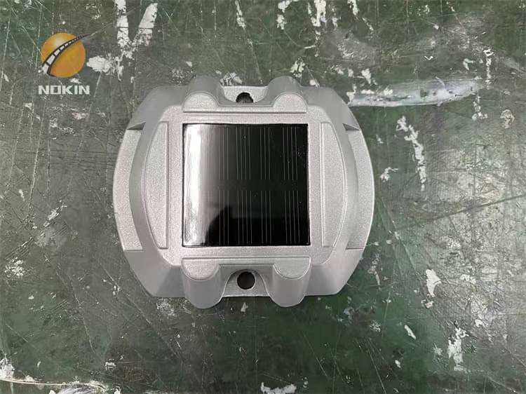 NOKIN LED Solar-powered road stud light for road safety