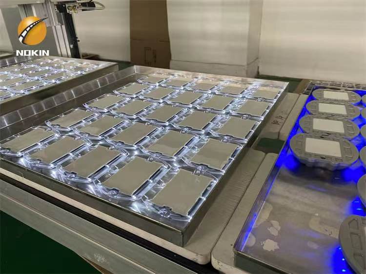 NOKIN Plastic LED Solar Road Stud Light