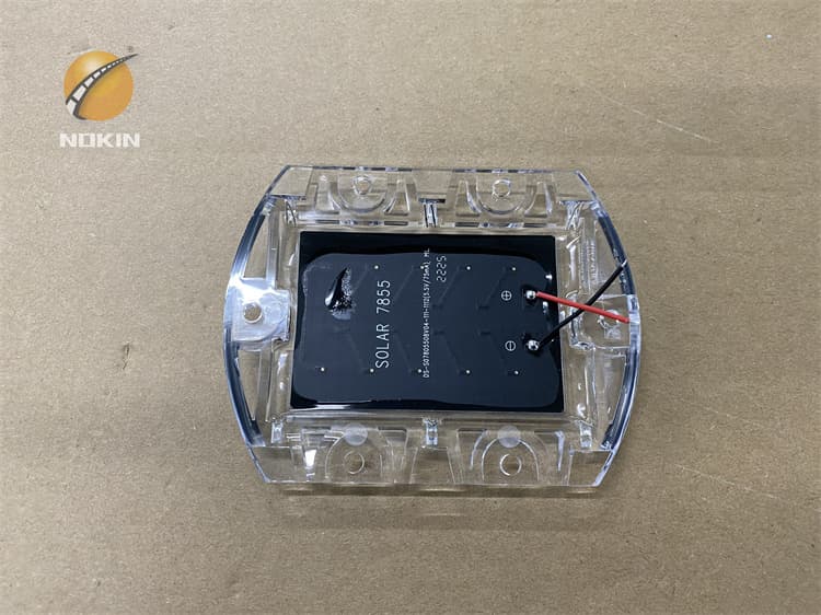 Solar road stud lights that can be used as park decoration