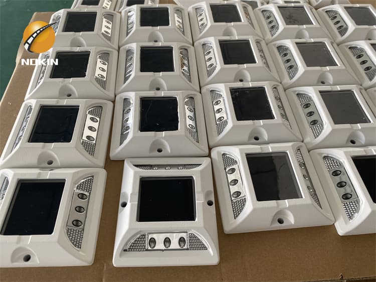 bidirectional led solar studs Installation cost