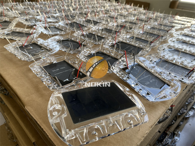 Plastic Solar Road Stud Supplier