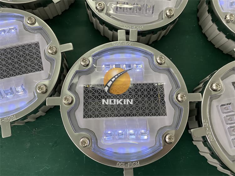 Embedded Solar Led Road Stud Installation