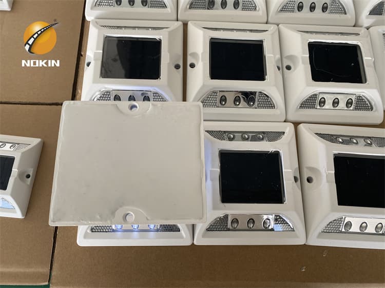 OEM Solar Road Stud Light Pavement Marker For Highway