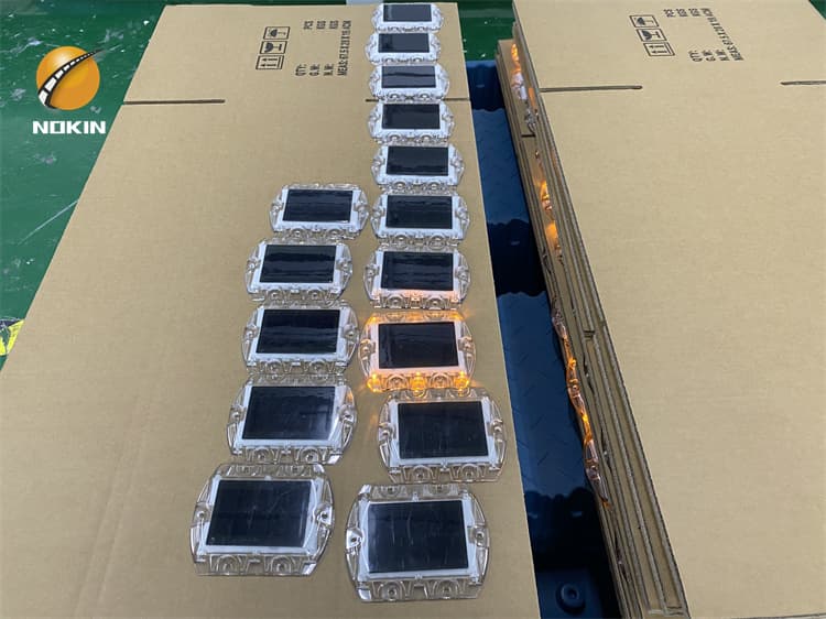 solar road studs manufacturers in china