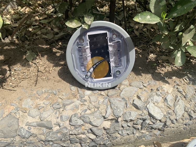 Cast Aluminum Solar Cat Eyes White Road Stud