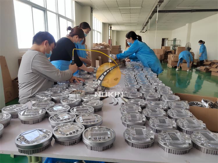 Solar Cat Eyes Road Stud White Color For Freeway