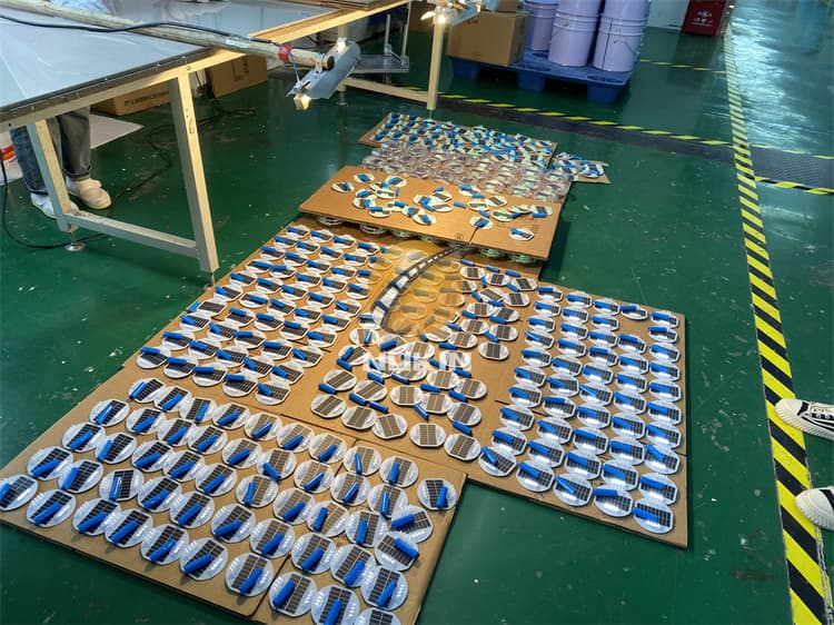 Customize Solar Road Studs Hot Sale Philippines
