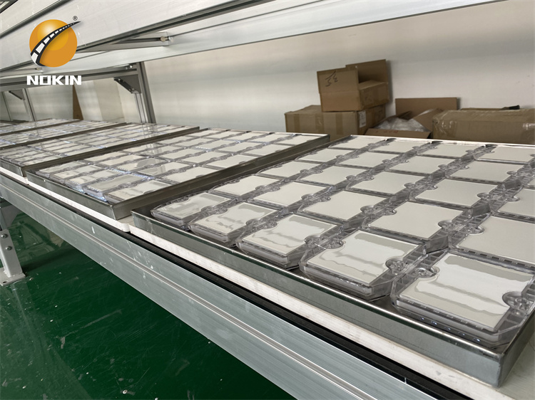 Plastic High Visibility Durable Solar Road Stud Highway Safety