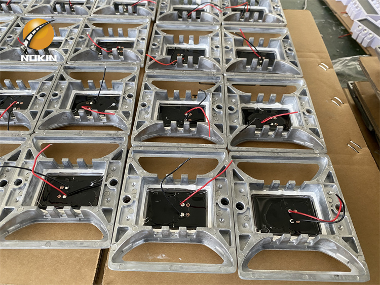 Heavy Duty Plastic Solar Road Stud Supplier In South Africa