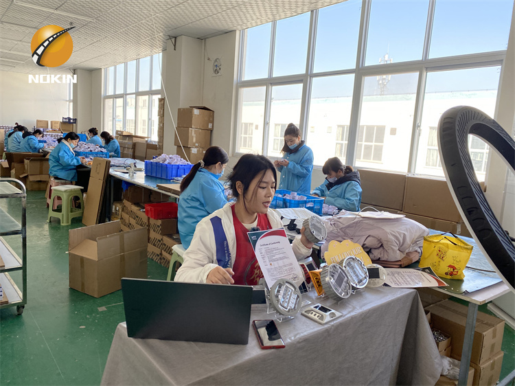 Heavy Duty Plastic Solar Road Stud Supplier In South Africa