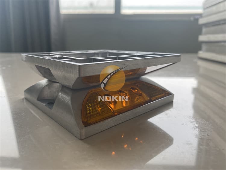 High Quality ABS Solar Road Stud Supplier In Japan