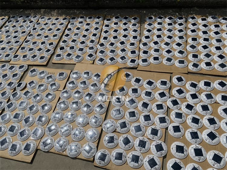 Pc Solar Led Road Stud With 2 Screws