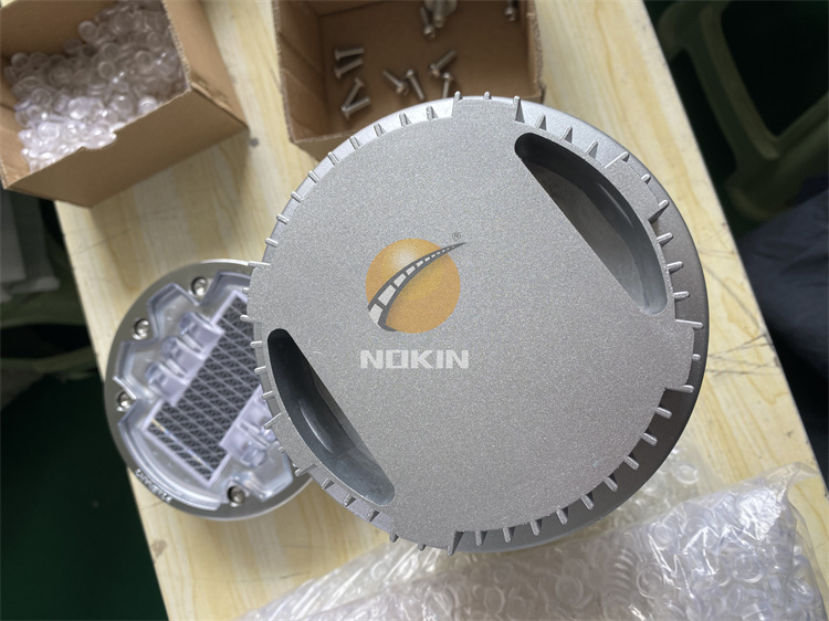 Aluminum Solar Road Stud Light With 6 Safety Locks