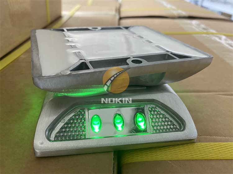 ROHS Aluminum Road Stud On Discount Truck