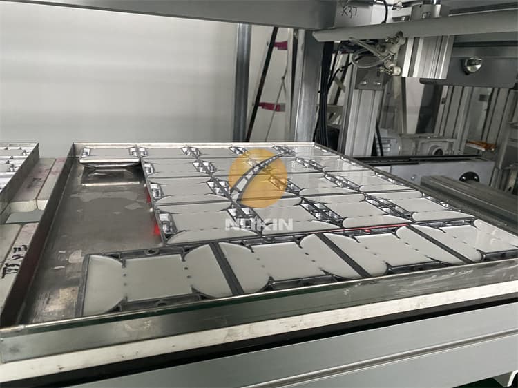 Synchronized Cat Eyes Road Stud Light Philippines