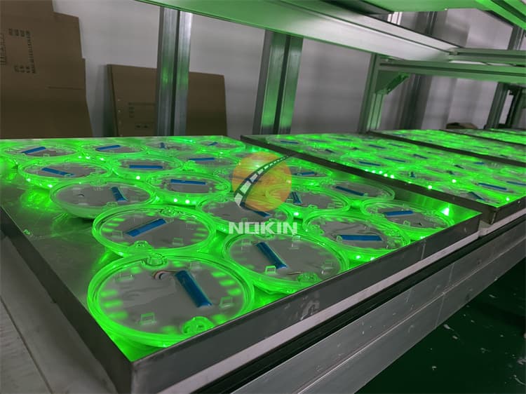 Synchronized Cat Eyes Road Stud Light Philippines