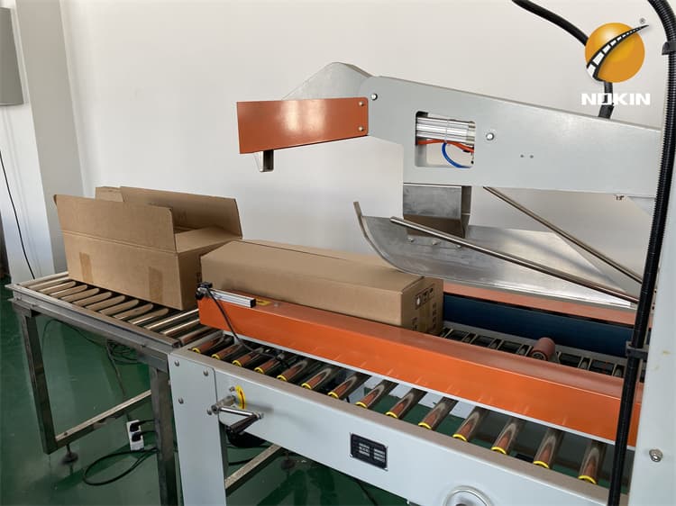 Blinking Cat Eyes Road Stud Light Dia 143Mm