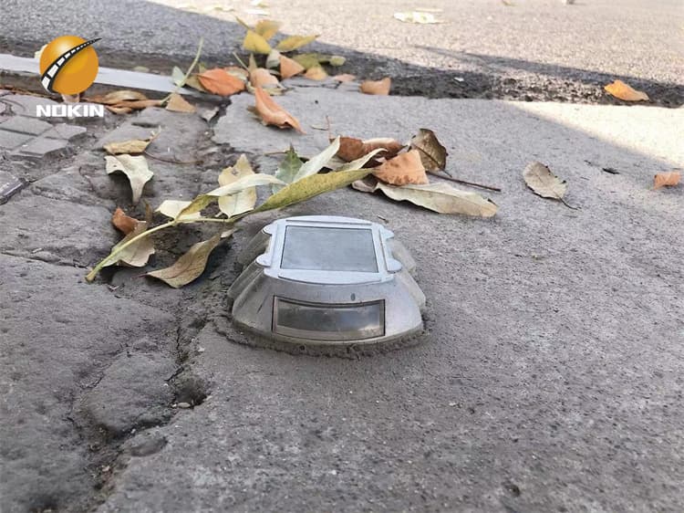 Flashing solar road markers safety Malaysia