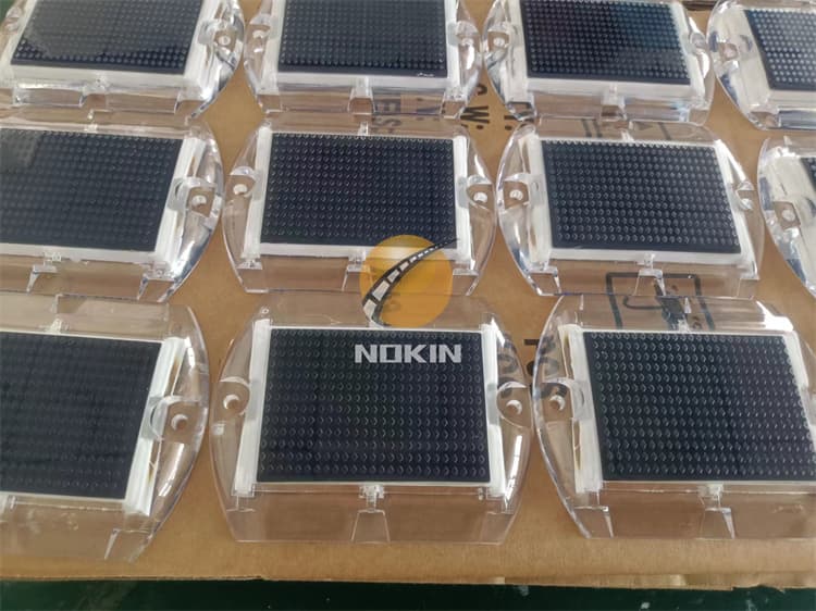 waterproof solar road studs for expressway manufacturer