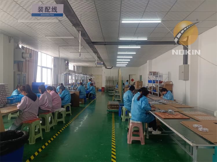 Cast aluminum cat eye factory for road safety