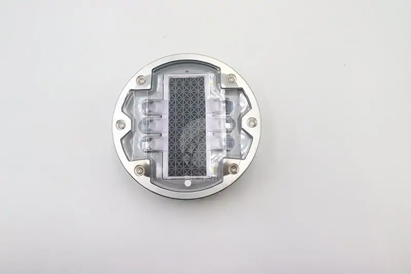 IL300 warning stud reflective for walkway Installation